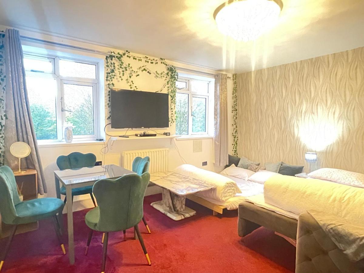 Room With Shared Kitchen London Exteriör bild